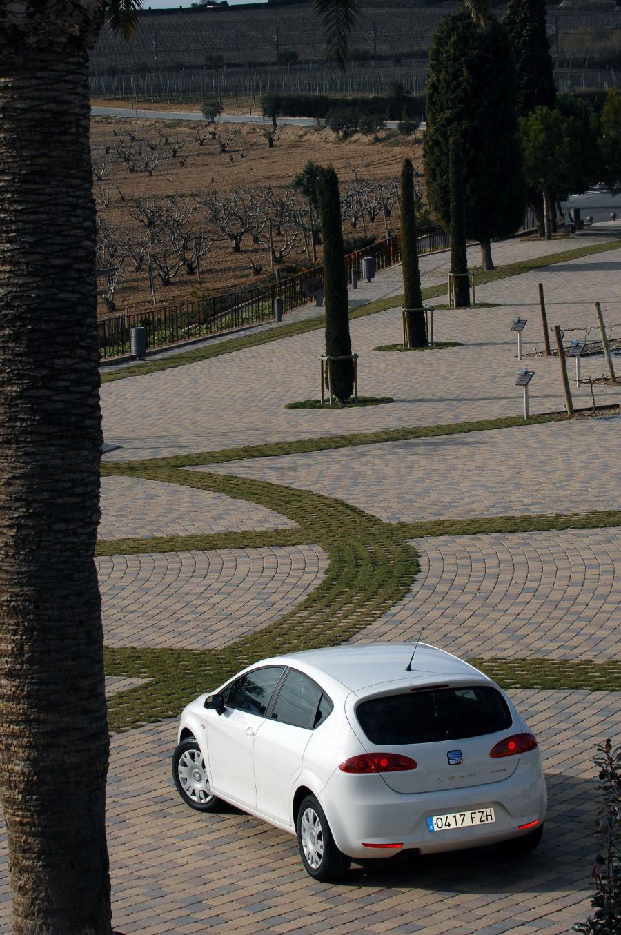  Seat Leon EcoMotive 2008 года  (фото 23 из 35)